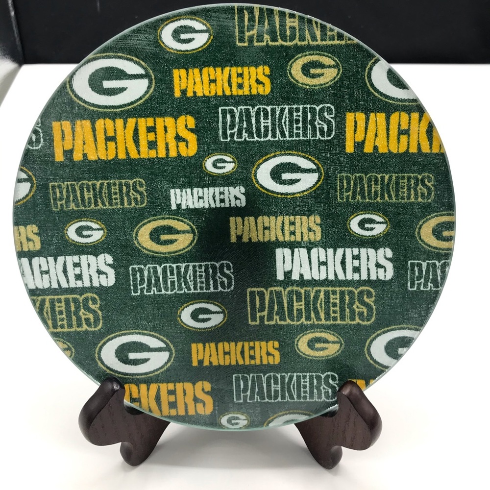 Green Bay Packer Round Glass Cutting Board( handmade)